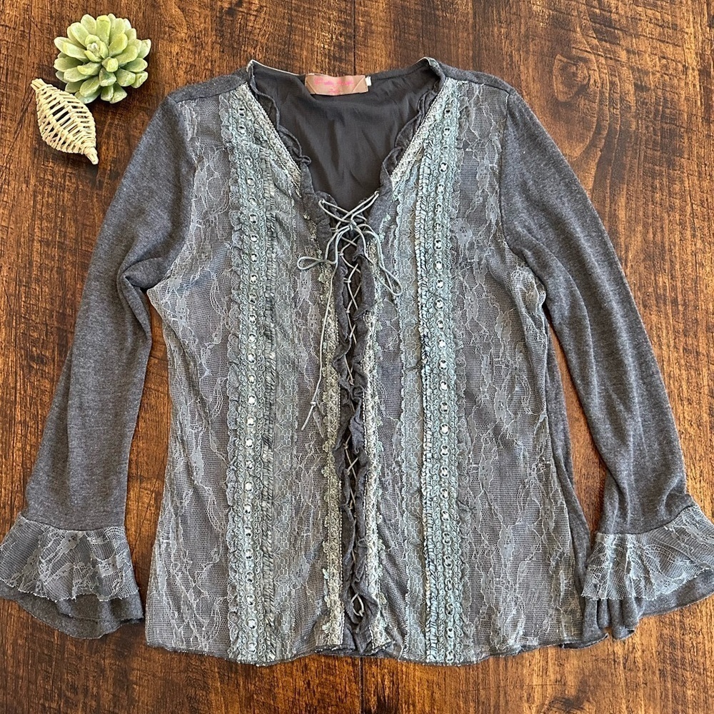 Pretty Angel | Y2K Fairycore Gray Crisscross Lace Up Top